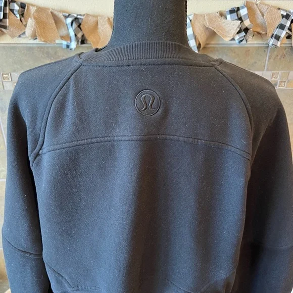 lululemon Scuba Oversized Pullover, size m/l - Picture 4 of 4